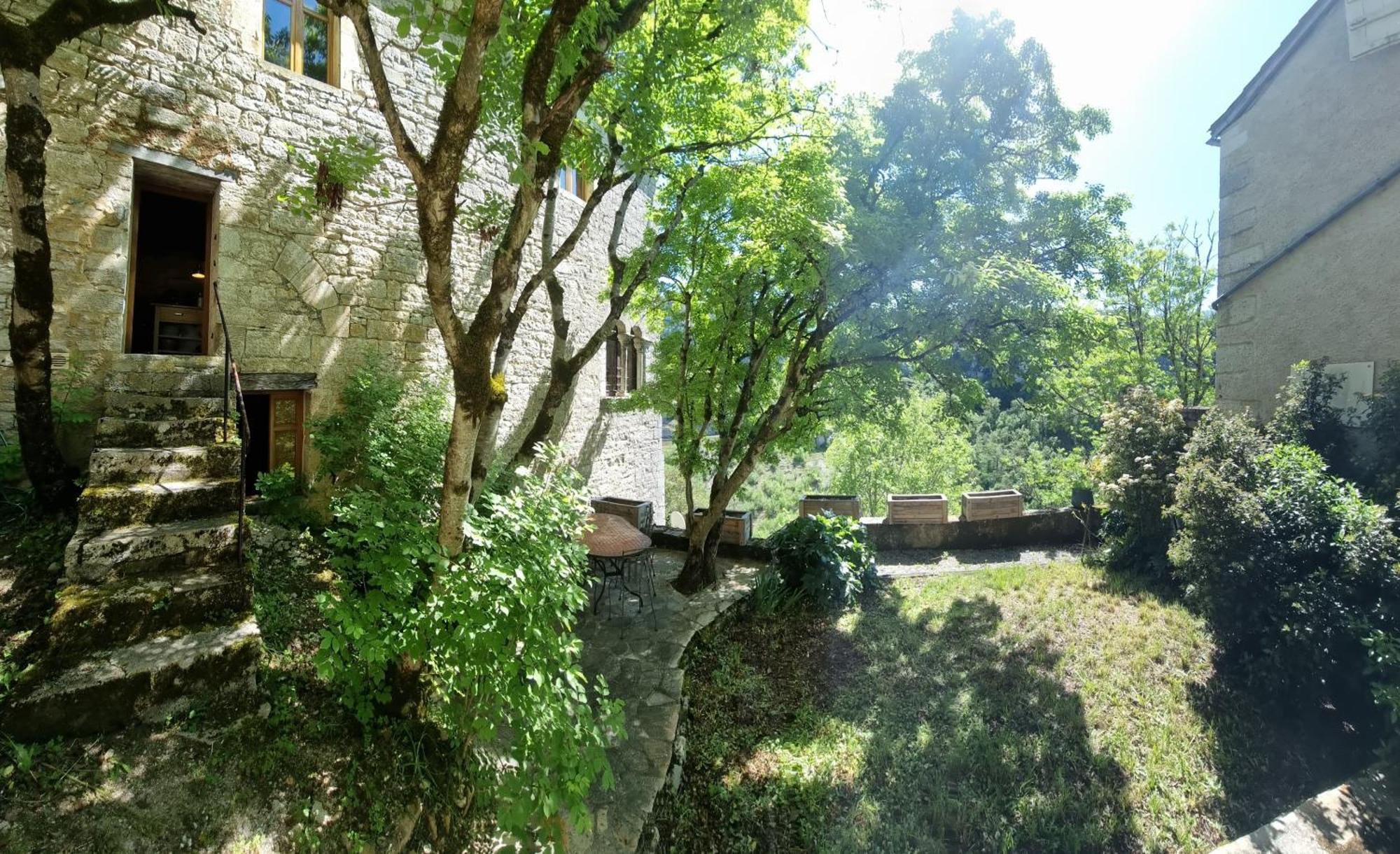 Villa L'Ancienne Ecole De Rocamadour Dans Le Lot Exterior foto